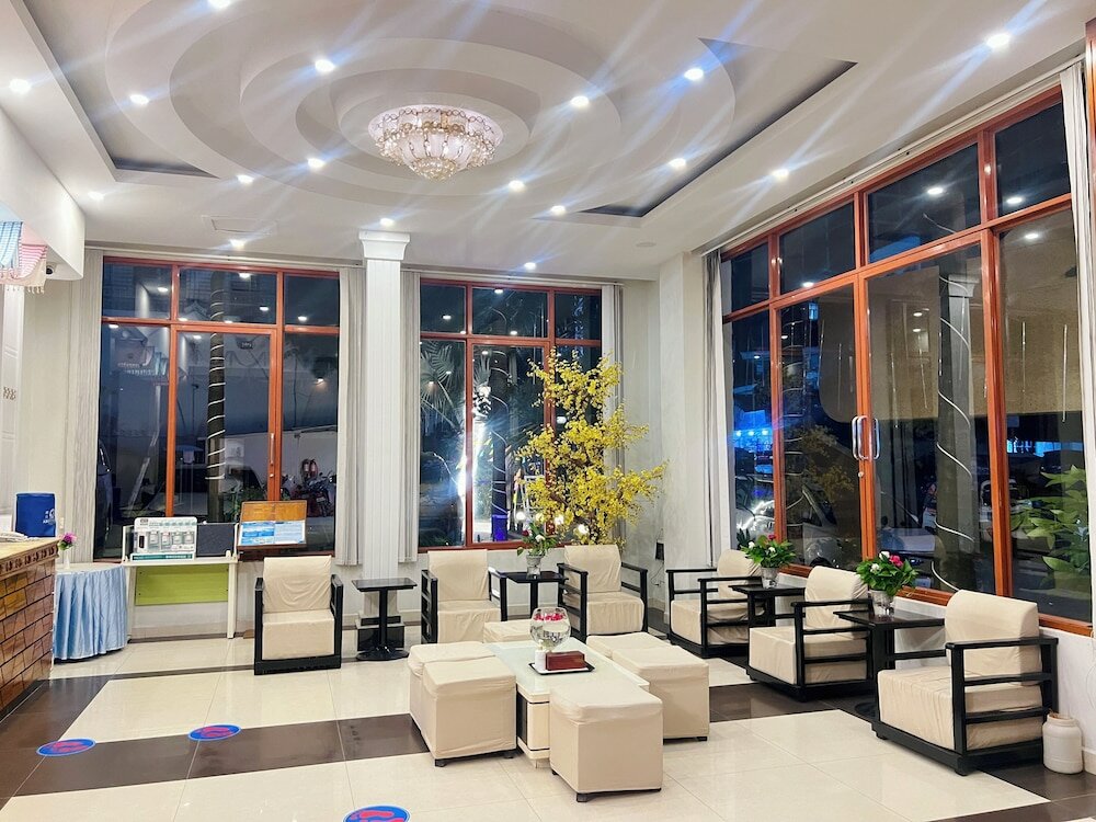 Фото Aristocrat Residence & Hotel