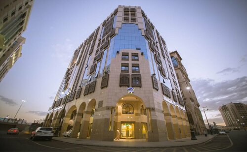 Гостиница Anwar Al-Zahra Hotel в Медине