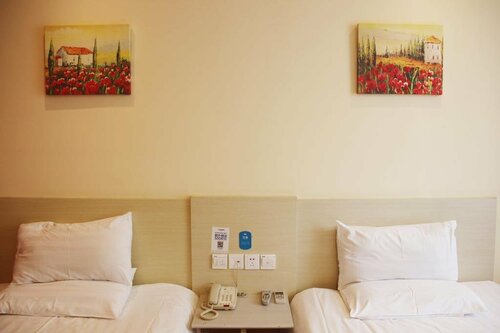 Гостиница Hanting Hotel Nanchang Honggutan International Convention & Exhibition Center в Наньчане
