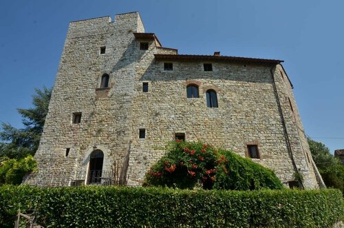 Гостиница Castello Vertine Bed & Breakfast в Радде-ин-Кьянти