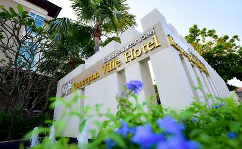 Гостиница Rapeepan Ville Hotel в Провинции Убонратчатхани