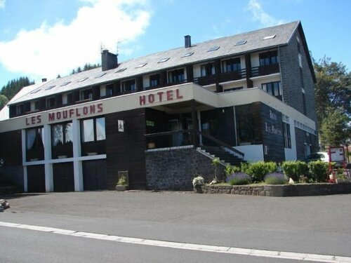 Гостиница Le Grand Hôtel de Besse в Иссуаре