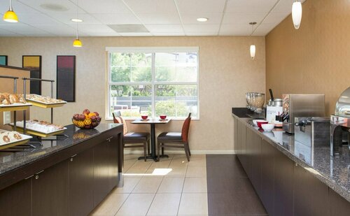 Гостиница Residence Inn Phoenix Glendale/Peoria в Глендейле