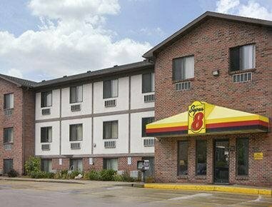 Гостиница Super 8 by Wyndham Omaha/West Dodge в Омахе