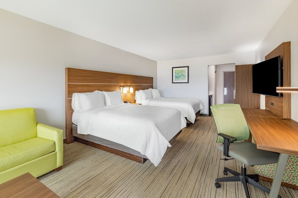 Фото Holiday Inn Express & Suites Lincoln Downtown