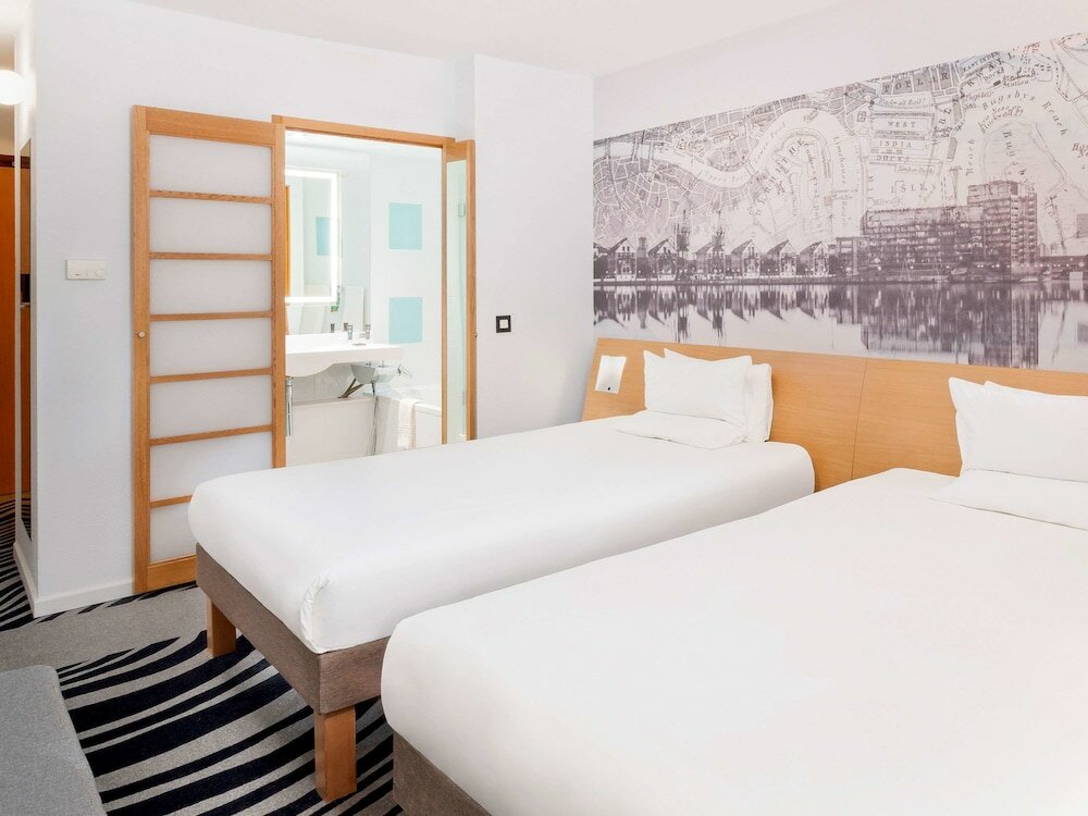 Фото Novotel London ExCeL