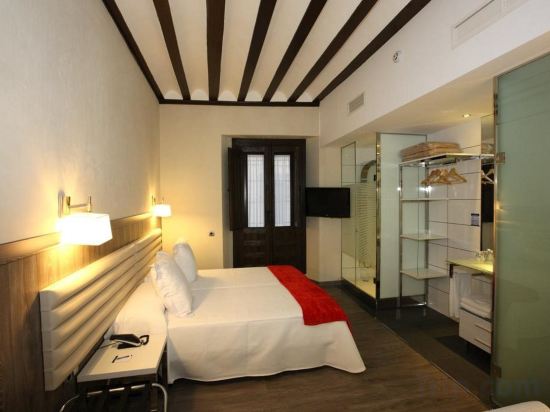 Фото Evenia Alcalá Boutique Hotel