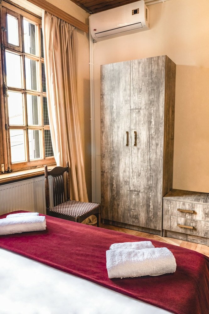 Фото Vedzisi garden hotel