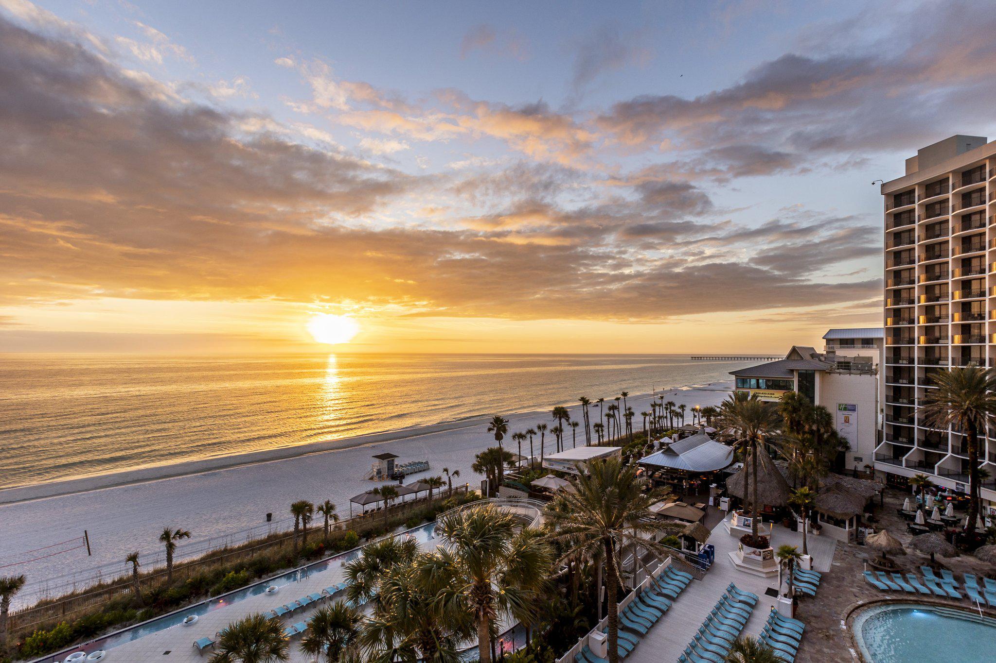Фото Holiday Inn Resort Panama City Beach, an Ihg Hotel