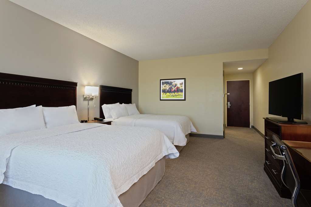 Фото Hampton Inn & Suites Wellington