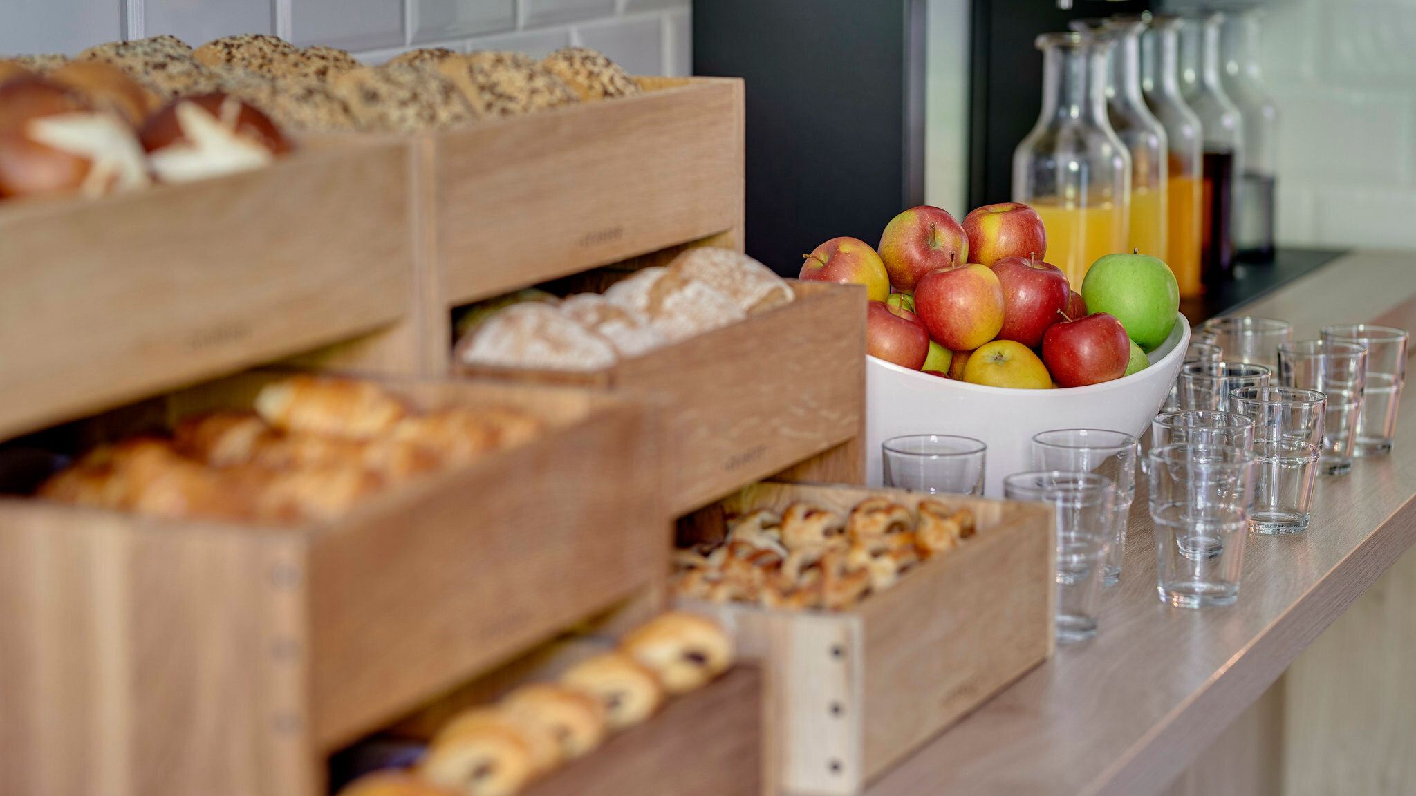 Фото Holiday Inn Express Frankfurt Messe