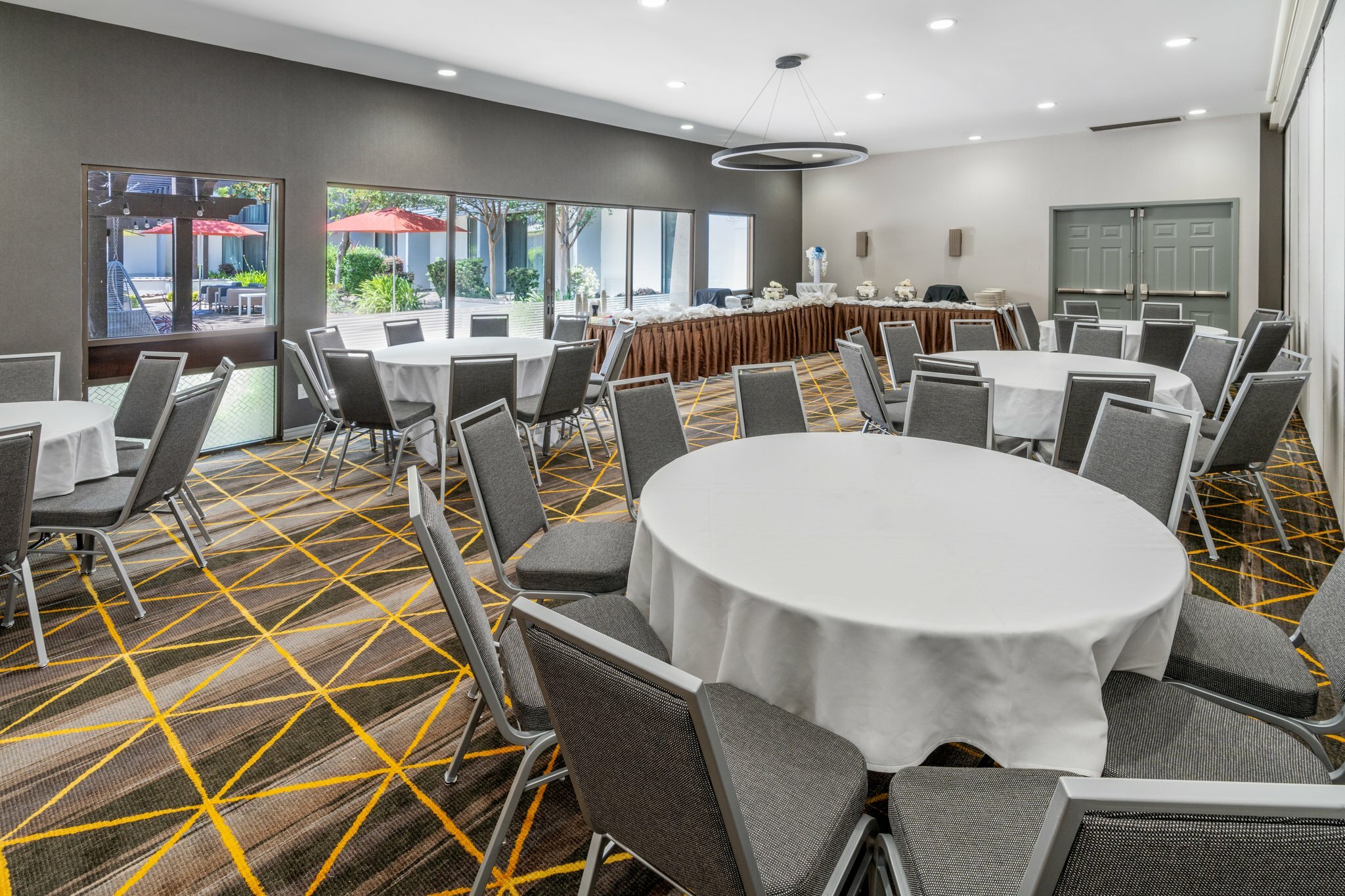 Фото Holiday Inn Dublin-Pleasanton by Ihg Hotel