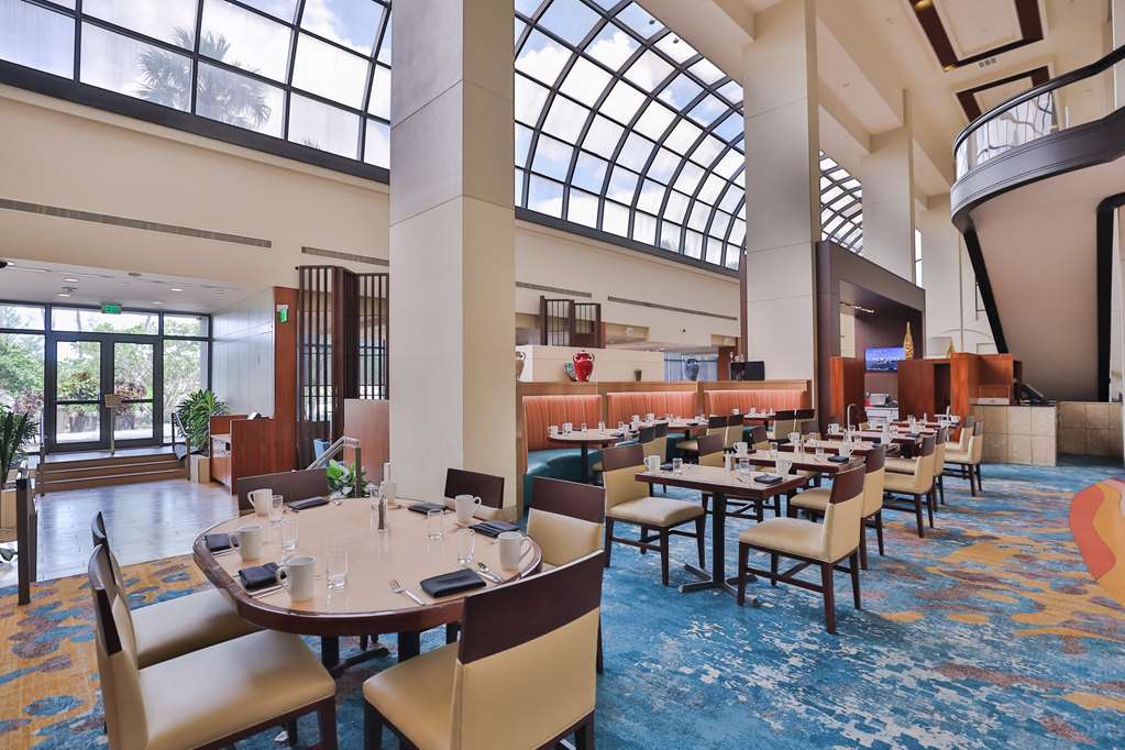 Фото Hilton Miami Airport Blue Lagoon