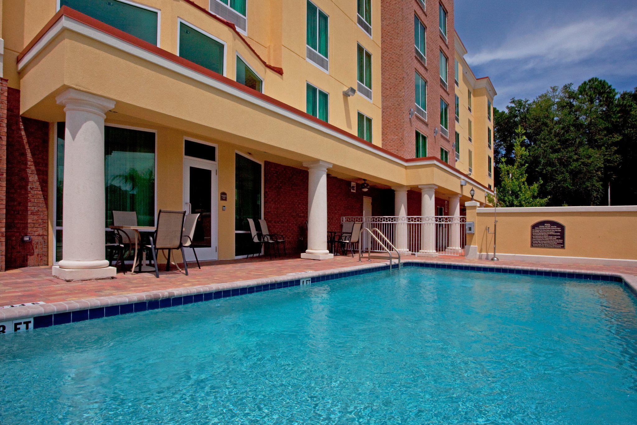 Фото Holiday Inn Express & Suites Chaffee-Jacksonville West, an Ihg Hotel