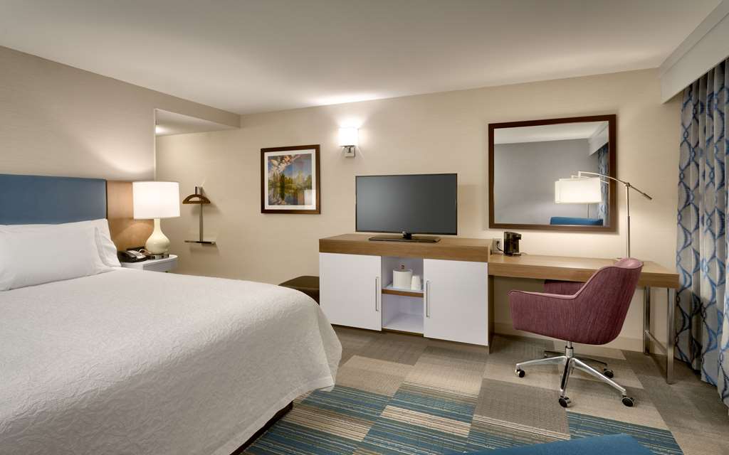 Фото Hampton Inn & Suites Pocatello