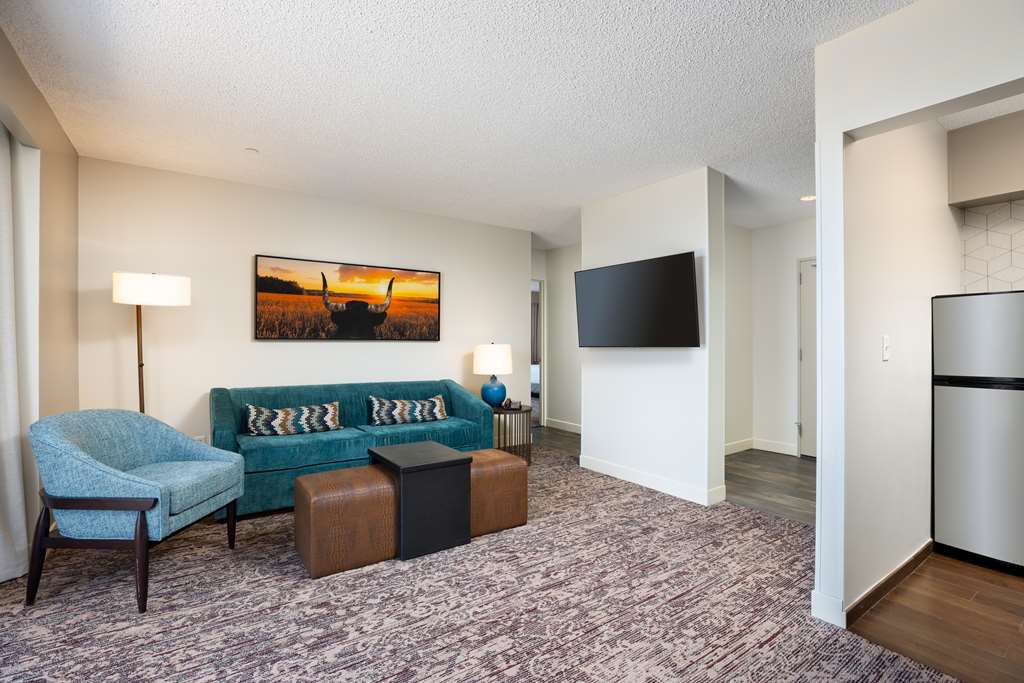 Фото DoubleTree Suites by Hilton Hotel Austin