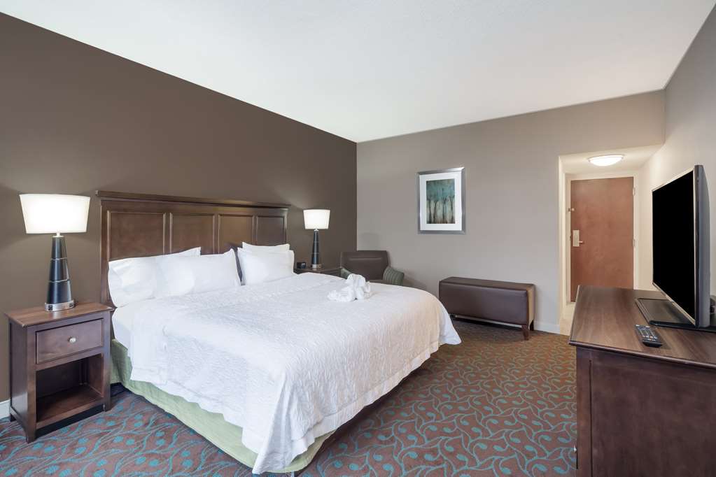 Фото Hampton Inn Terre Haute