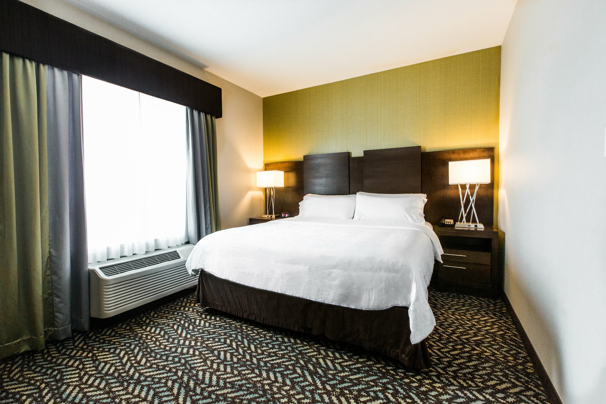 Фото Holiday Inn Express & Suites Spruce Grove - Stony Plain, an Ihg Hotel
