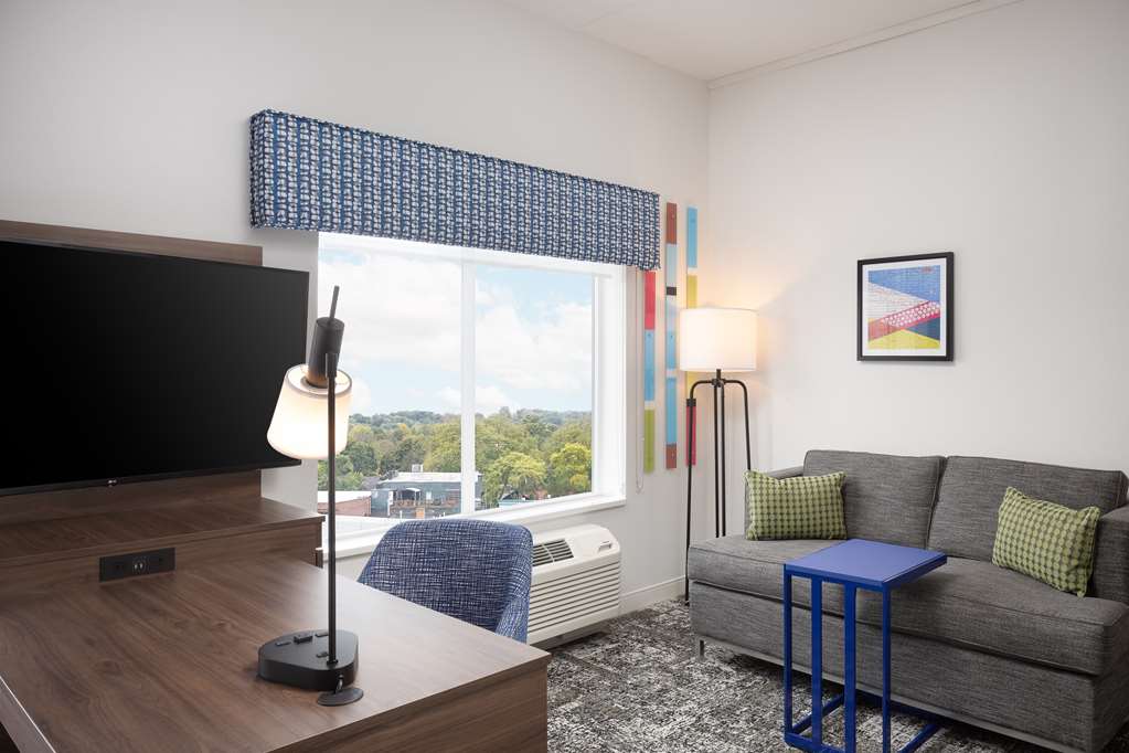 Фото Hampton Inn & Suites Rochester Downtown