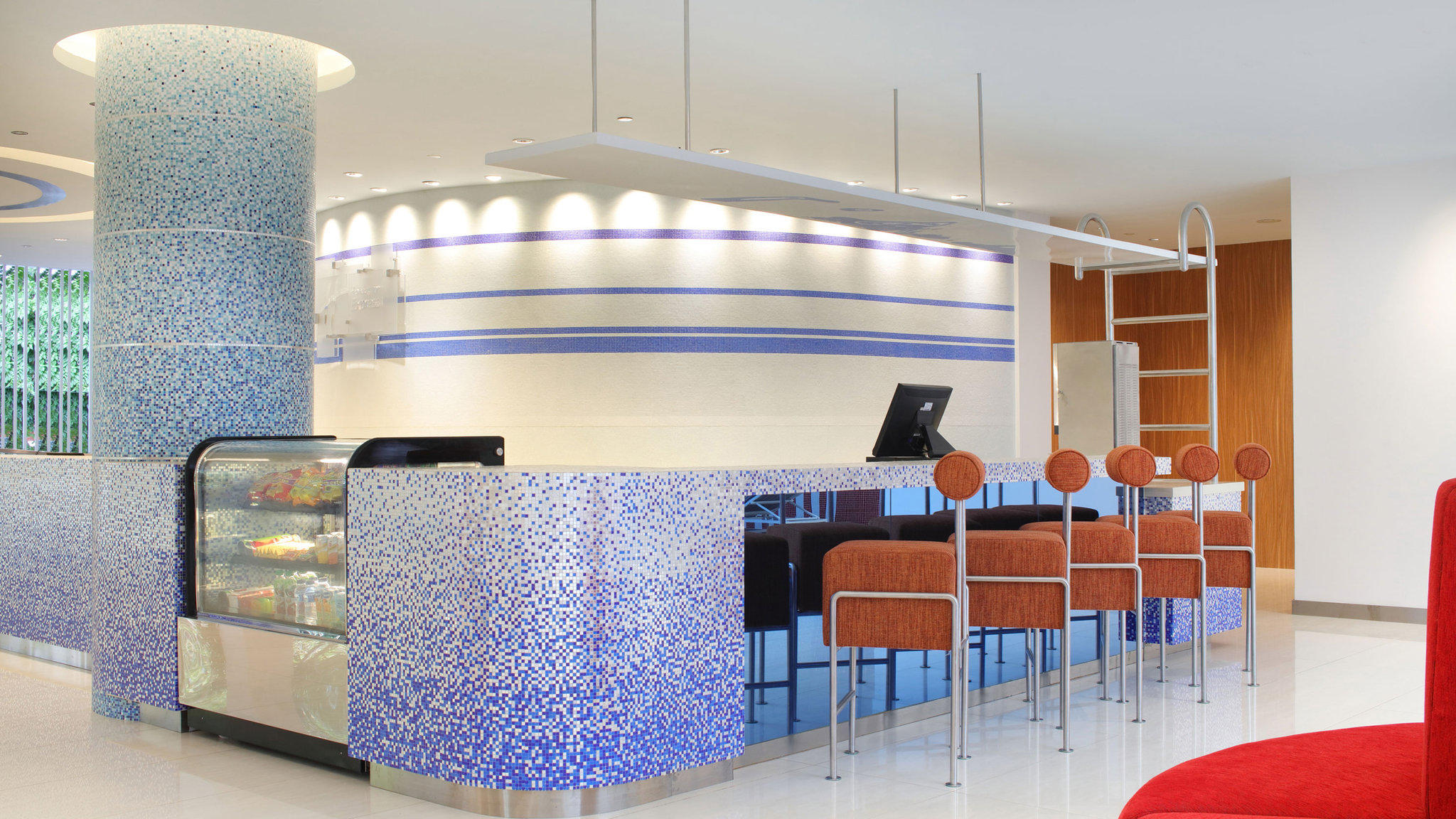 Фото Holiday Inn Express Baruna Bali