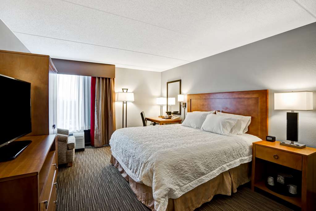 Фото Hampton Inn Norfolk-Naval Base