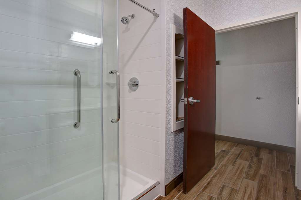 Фото Hampton Inn & Suites Dallas-DeSoto