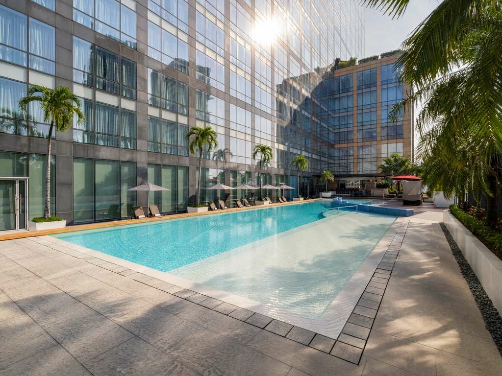 Фото Fairmont Makati