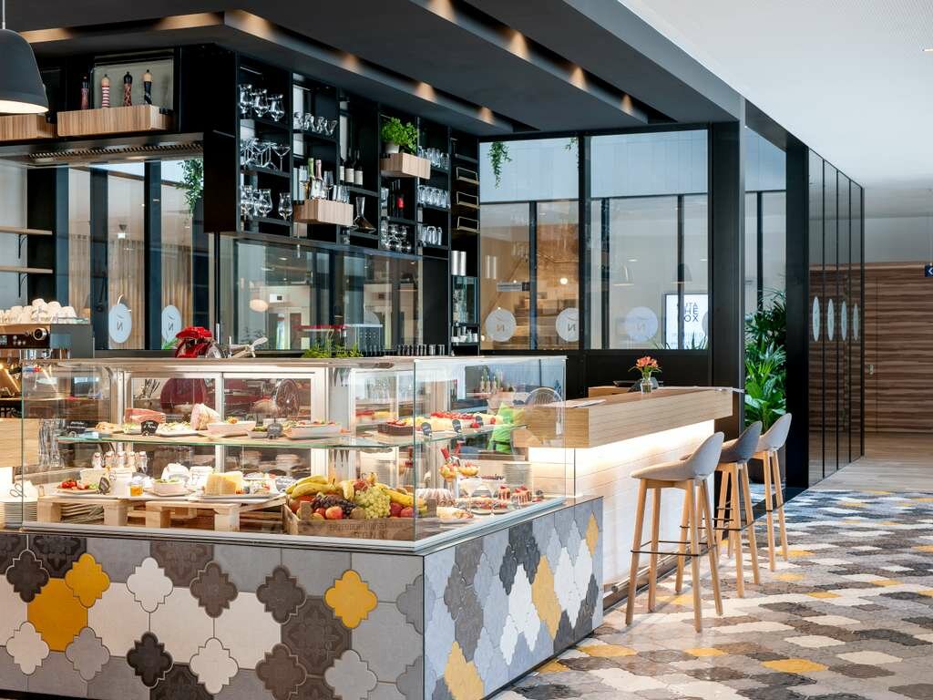 Фото Novotel Wien Hauptbahnhof