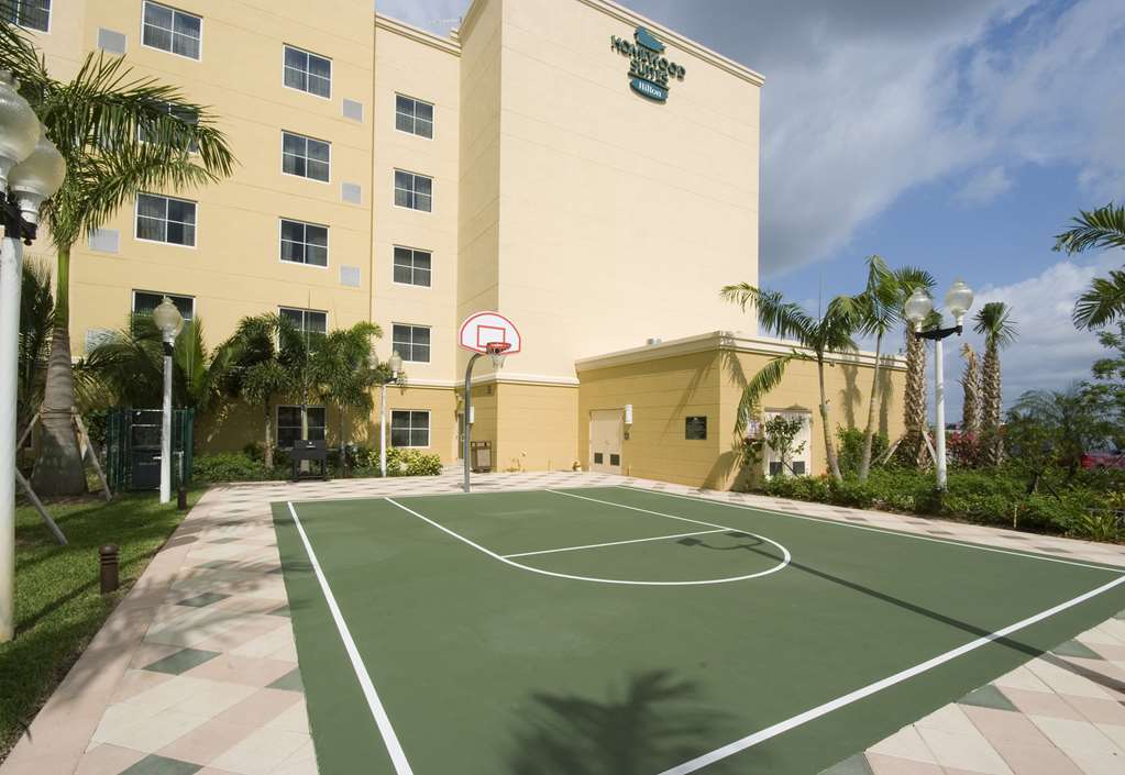 Фото Homewood Suites by Hilton Miami Airport West
