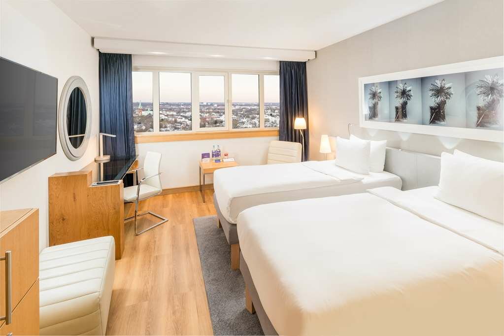 Фото Radisson Blu Hotel, Hamburg