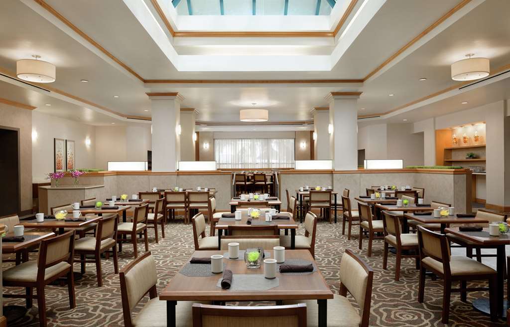 Фото Hilton Boca Raton Suites