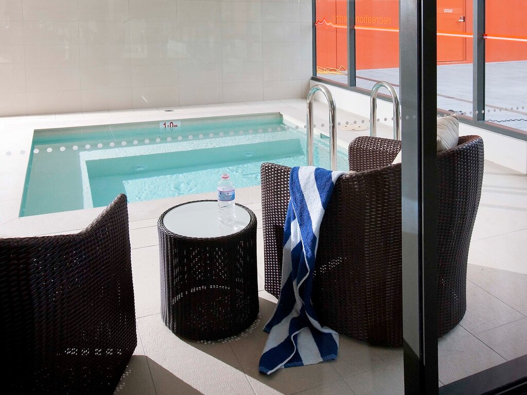 Фото Novotel Newcastle Beach