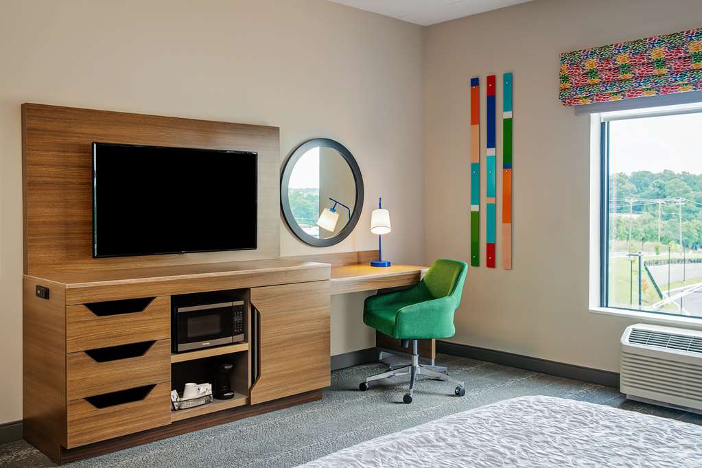 Фото Hampton Inn & Suites Raleigh Midtown