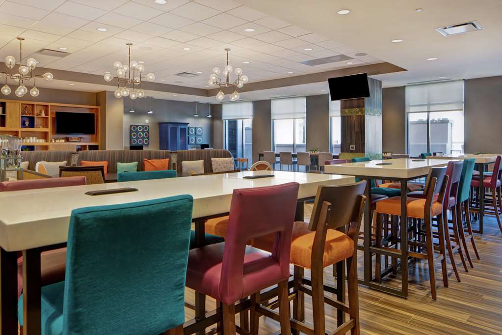 Фото Home2 Suites by Hilton Charlotte Uptown, Nc