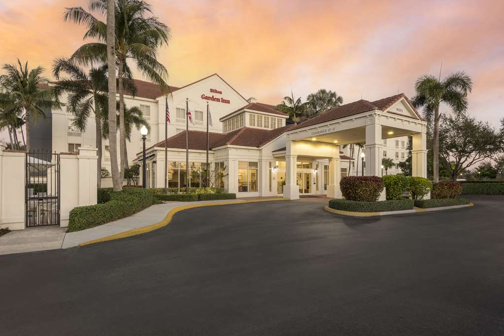 Фото Hilton Garden Inn Boca Raton