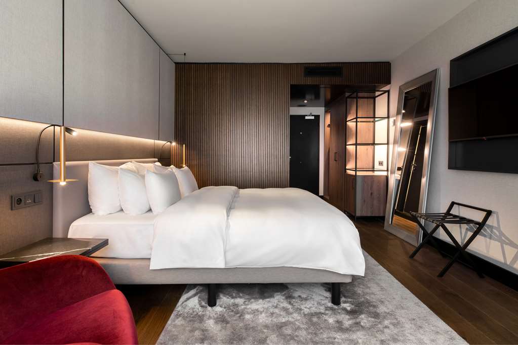 Фото Radisson Collection Hotel, Grand Place Brussels