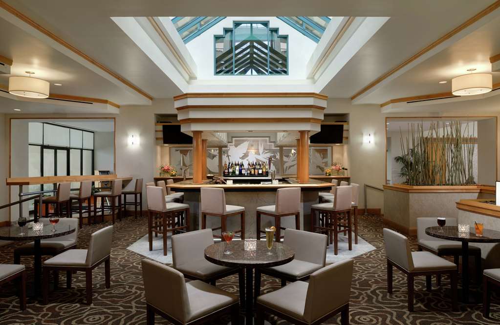 Фото Hilton Boca Raton Suites