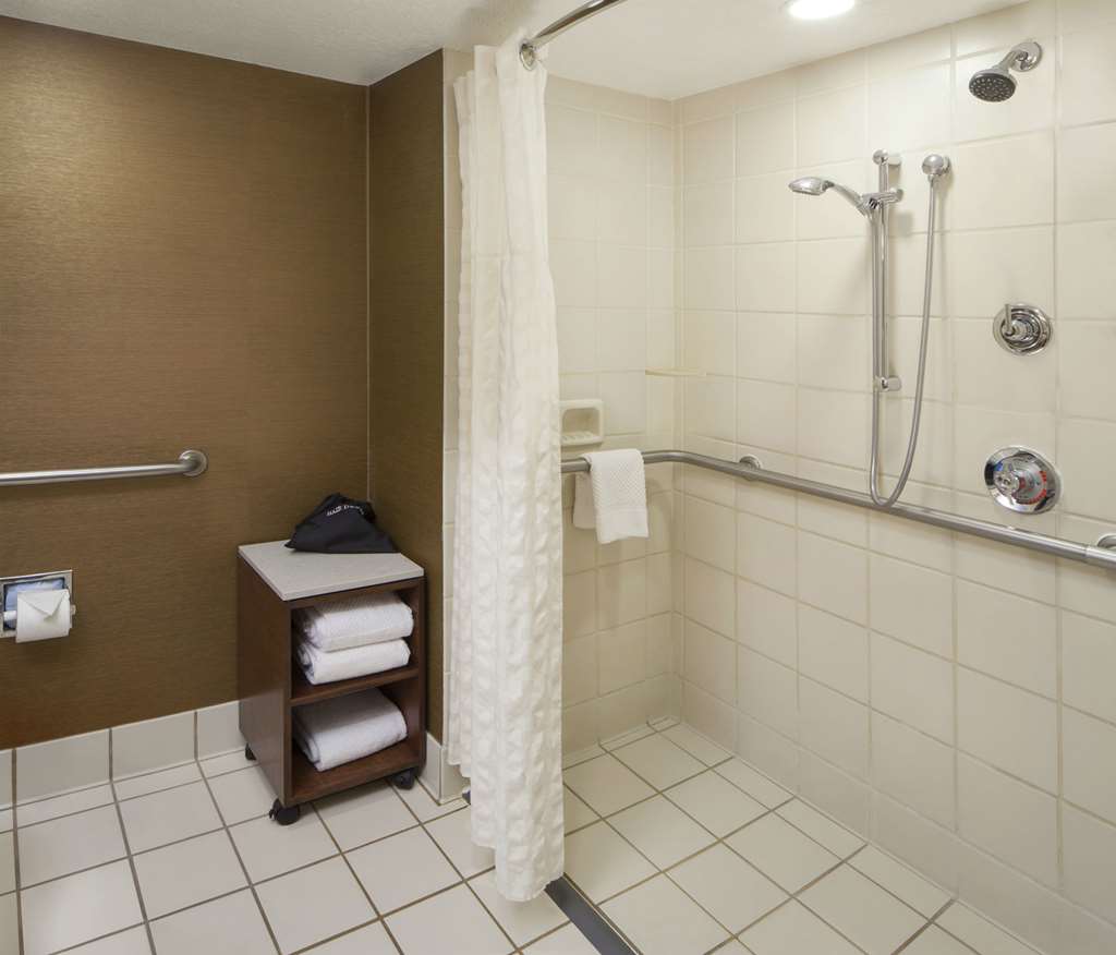 Фото Embassy Suites by Hilton Austin Arboretum