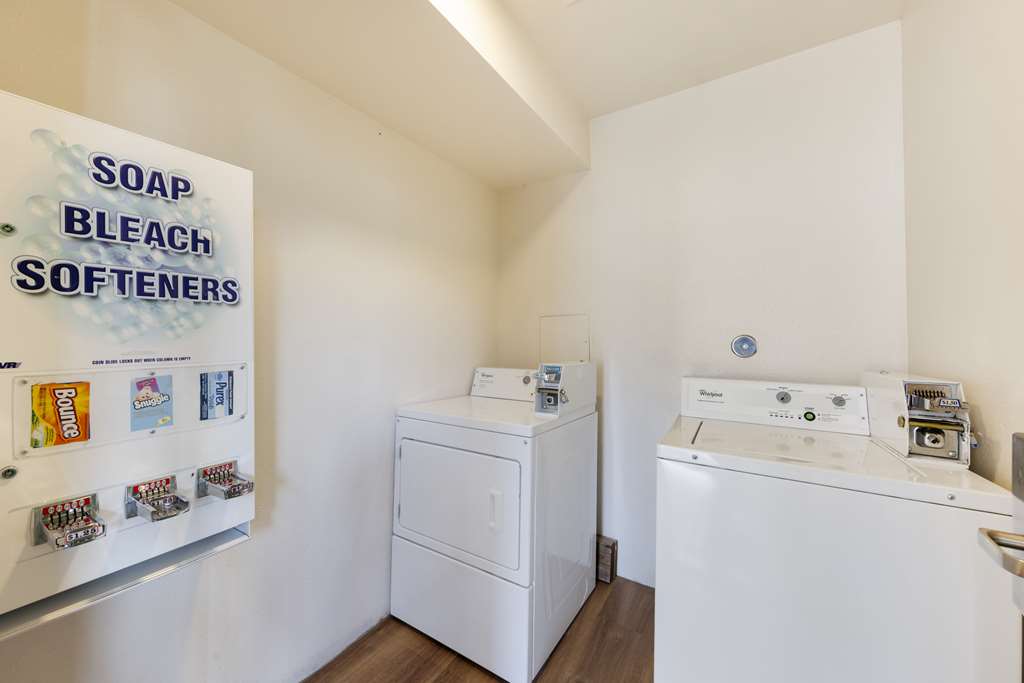 Фото Best Western Fallon Inn & Suites