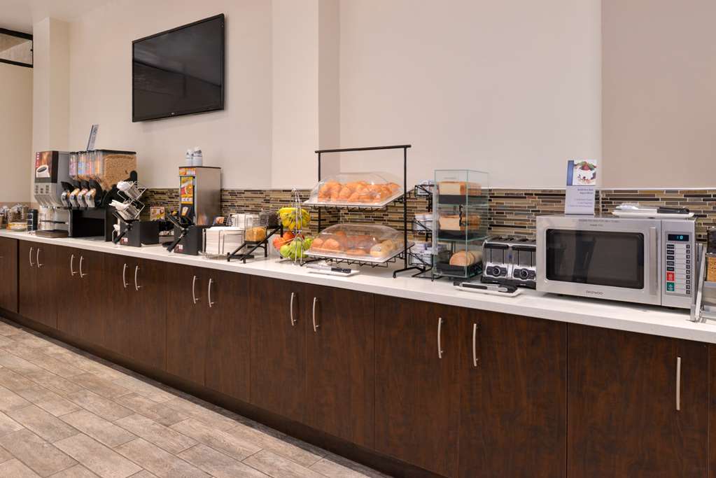 Фото Best Western Airpark Hotel-Los Angeles Lax Airport