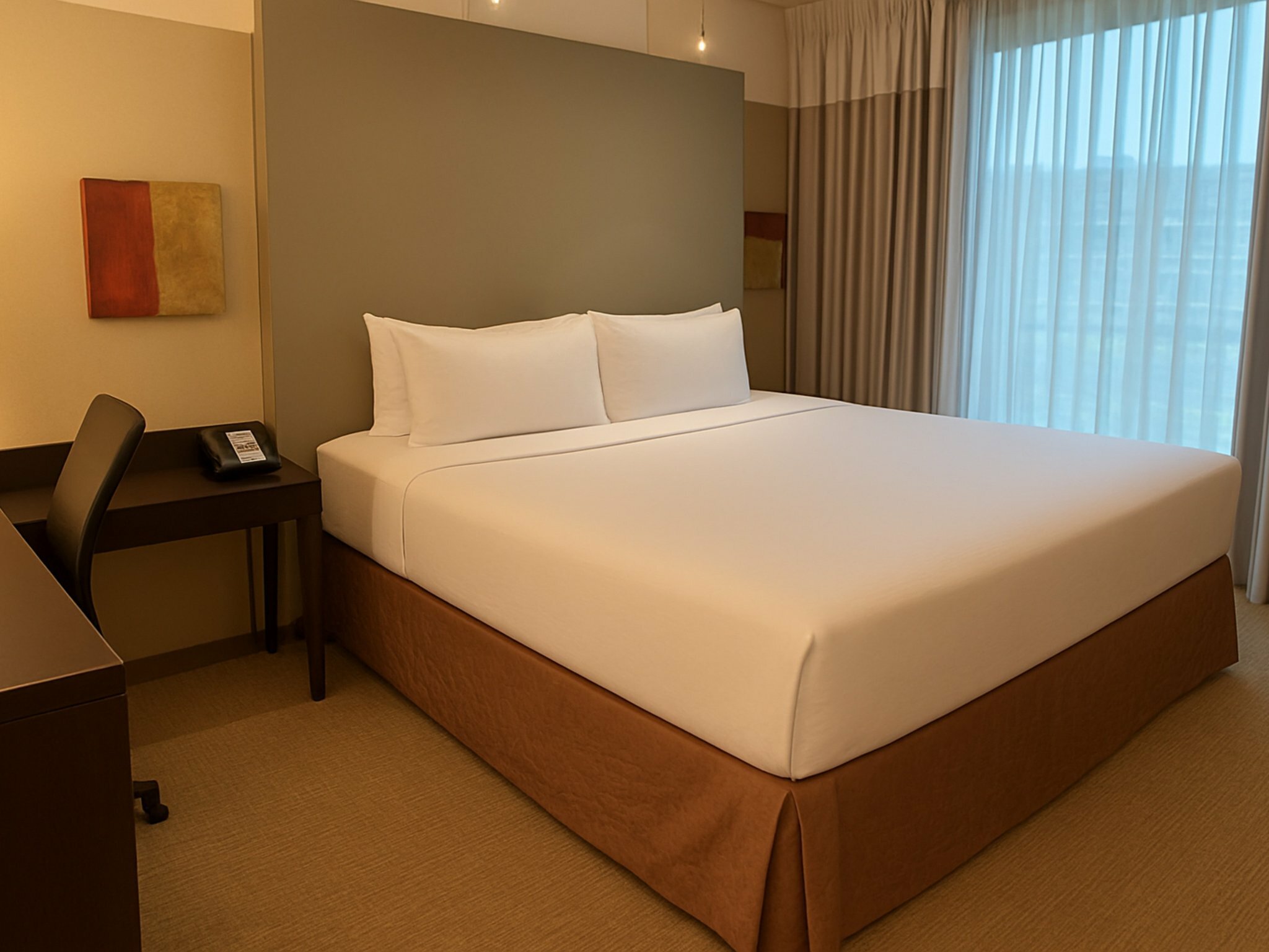Фото Crowne Plaza Chicago West Loop, an Ihg Hotel