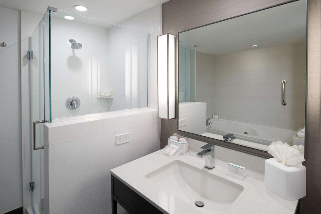 Фото Hilton Garden Inn Las Colinas