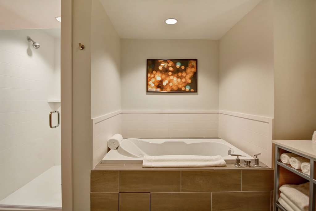 Фото Hilton Garden Inn Biloxi
