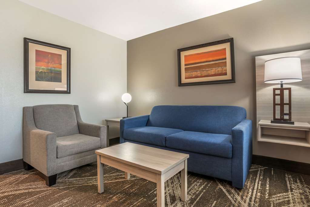 Фото Best Western Plus Jackson Downtown Colliseum