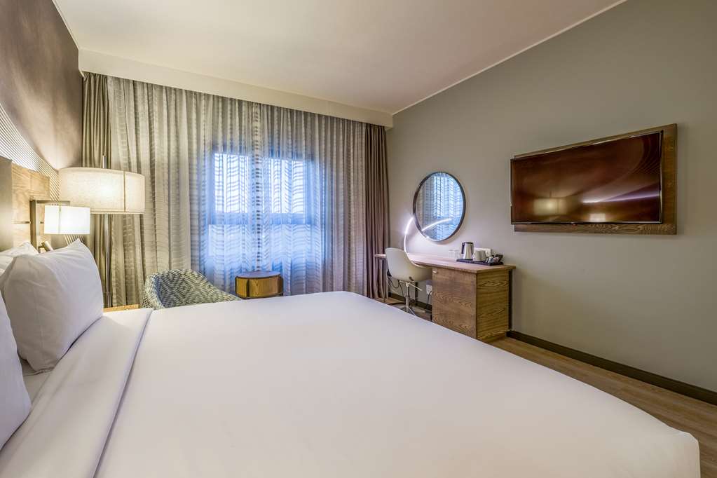 Фото Radisson Hotel & Convention Centre, Johannesburg, O.R. Tambo Airport