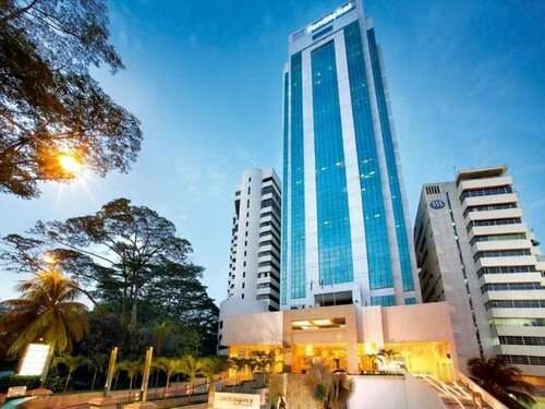 Гостиница Pacific Regency Hotel Suites в Куала-Лумпуре
