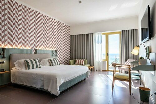 Гостиница Reginna Palace Hotel в Майори