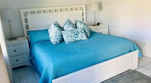 Гостиница Ebb Tide Resort Oceanfront в Помпано Бич