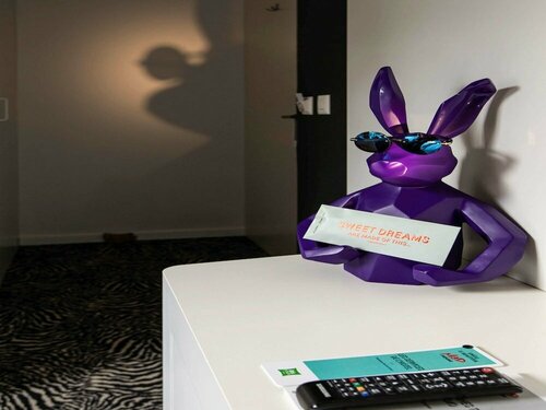 Гостиница Ibis Styles Lausanne Center Mad House в Лозанне