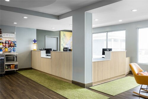 Гостиница Quality Inn & Suites Oceanfront в Вирджиния-Бич